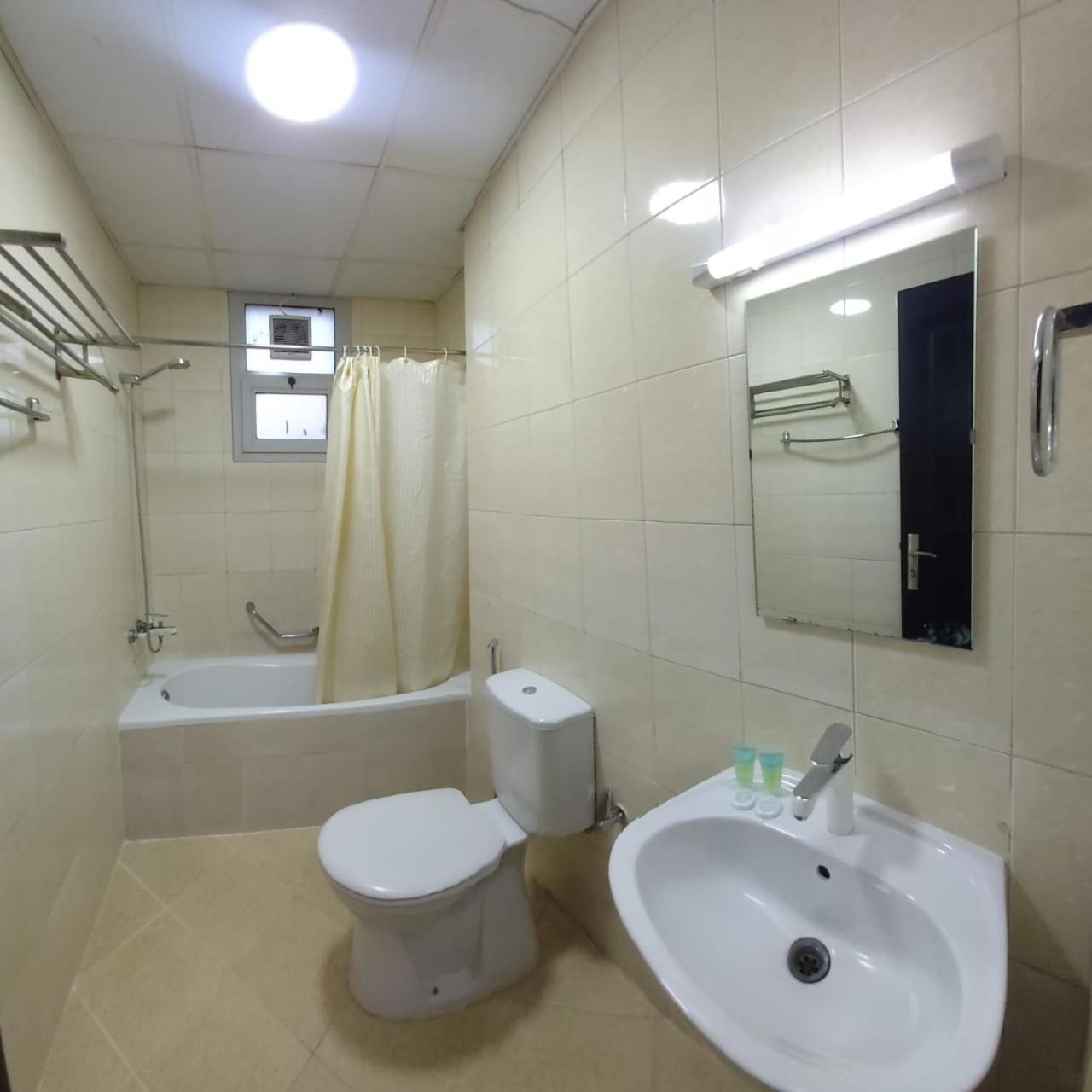 Al Khaleej Plaza Furnished Apartments Llc Аджман Экстерьер фото