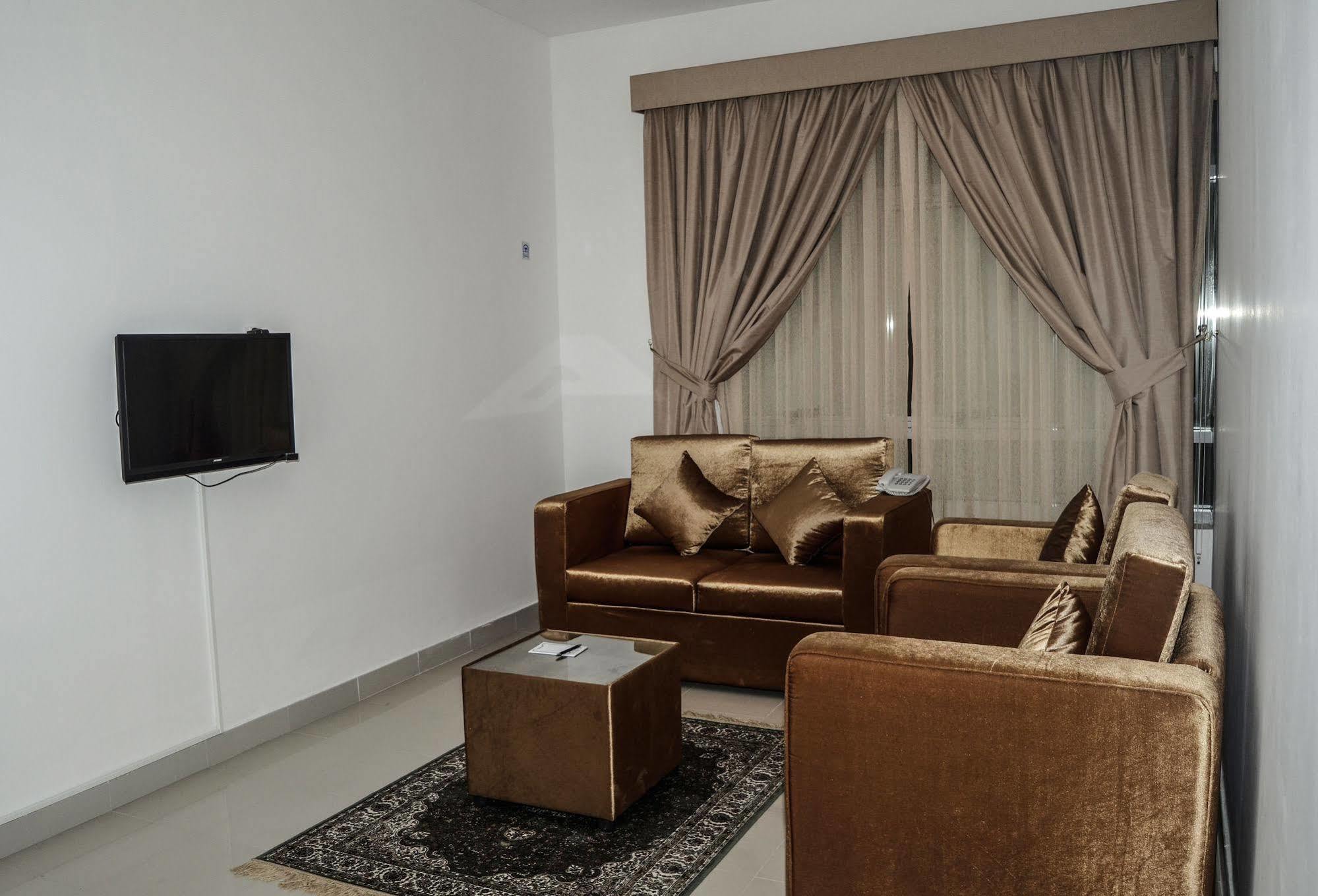 Al Khaleej Plaza Furnished Apartments Llc Аджман Экстерьер фото
